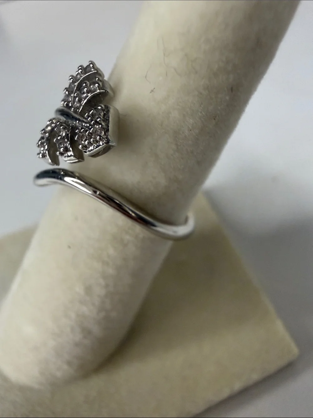 Triple Plated Silver Leaf Crystal Pavé Ring - Adjustable